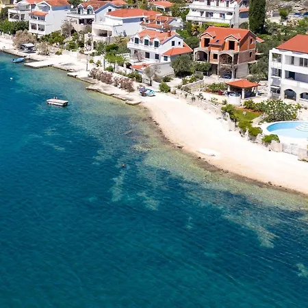 By The Sea Stupin Celine, - 21279 * Rogoznica (Sibenik-Knin)