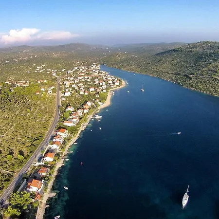 By The Sea Stupin Celine, - 21279 * Rogoznica (Sibenik-Knin)