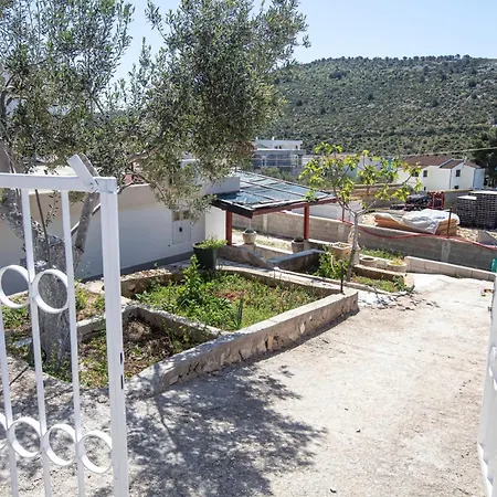 By The Sea Stupin Celine, - 21279 Rogoznica (Sibenik-Knin)